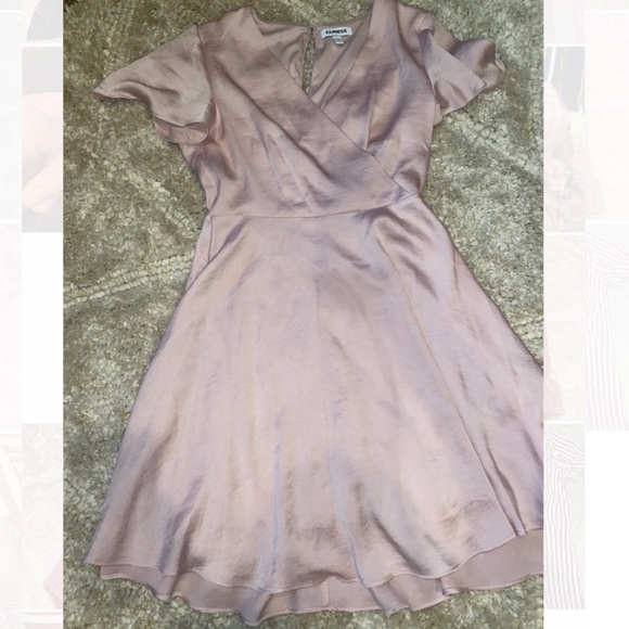 Express dress - Picture 3 of 3